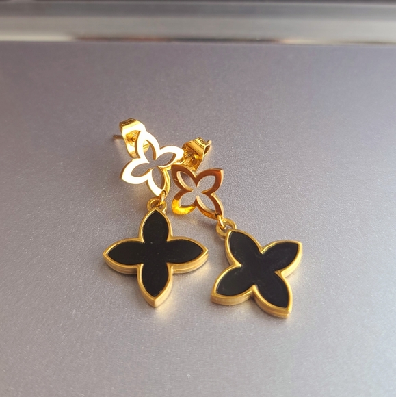 Dangle earrings - Picture 4 of 7